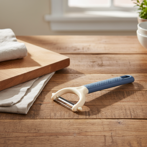 Éplucheur de carottes YIGO en stock, poignée antidérapante en PP, éplucheur de carottes, éplucheur julienne en acier inoxydable - Product Image 4