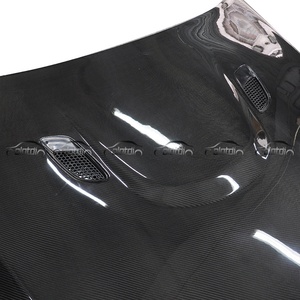 ชุดแต่งคาร์บอนไฟเบอร์ ฝาครอบเครื่องยนต์ด้านหน้า สำหรับ BMW M3 E90 ปี 2005 - 2008 - Product Image 4