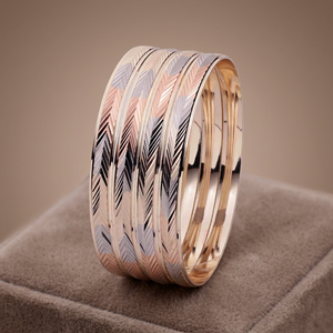 Brazaletes modernos rellenos de oro de 3 tonos al por mayor, brazaletes chapados en oro de varios tonos, juego de brazaletes de moda, juego de brazaletes de latón de tres colores. - Product Image 3