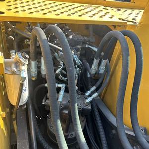 Excavatrice hydraulique sur chenilles Volvo EC140 d'occasion, machine de construction d'origine, 14 tonnes, EC140D, EC140DL, d'occasion, pelle moyenne - Product Image 6