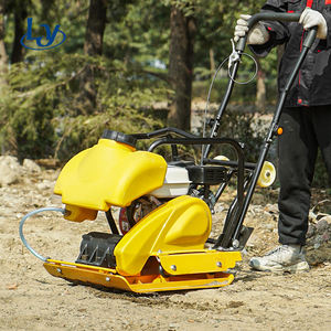 Compacteur à <span class=keywords><strong>plaque</strong></span> <span class=keywords><strong>vibrante</strong></span> directe d'usine 68 Kg avec machine de compactage d'asphalte de moteur domestique chinois - Product Image 4