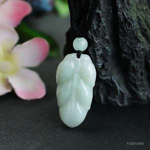 Colgante de Esmeralda Ximang 2026, Colgante de la Suerte de la Fábrica de Joyería Descendants of the Rich, Venta al por Mayor, Entrega S2072405 - Product Image 1