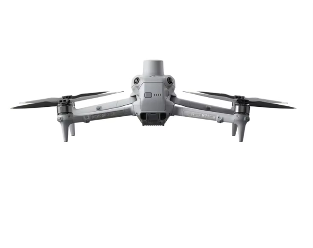 Matrice 4E Industrial Quad-rotor Drones Thermal Imaging 25km Transmission 200g Payload High-strength Composite Material 15m/s