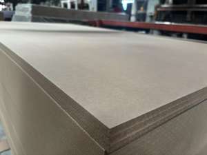 Panneaux de fibres de bois de densité moyenne de qualité supérieure certifiés E1, modernes, de première classe, 4x8, mélaminés, écologiques, pour le stockage - Product Image 3