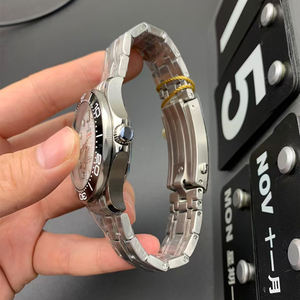 Dernière Montre de Plongée de Luxe en Acier Inoxydable, Étanche, avec Réserve de Marche, Mouvement ETA, Aiguilles, Édition Limitée, Tendance - Product Image 3