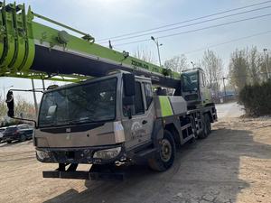 Grue sur camion Zoomlion ZTC350H de 35 tonnes économique pour projets municipaux – Équipement de levage hydraulique - Product Image 1