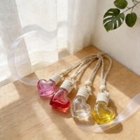 Diffuseur de parfum pour voiture en forme de cœur, personnalisable, 5 ml, flacon vide en verre pour désodorisant de voiture, vente en gros