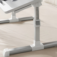 Bureau d'ordinateur portable pliable avec roulettes mobiles pour un déplacement facile pour la lecture, la restauration et le travail - Meubles de maison de style moderne