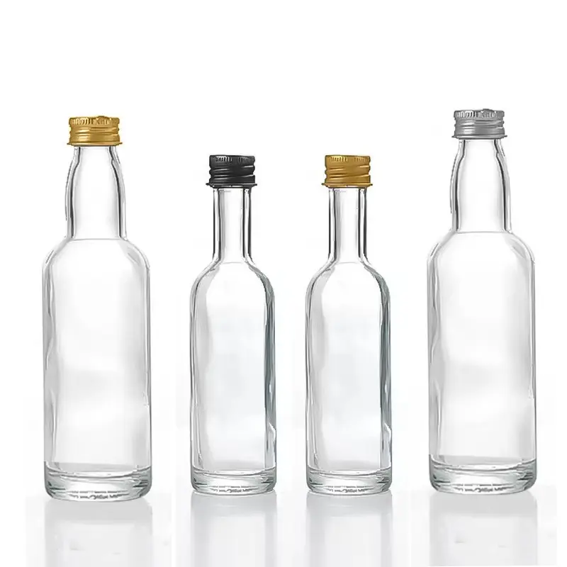 Bouteilles d'alcool miniatures vides de 50ml Bouteilles de whisky Vodka avec couvercle noir vin whisky petite mini bouteille en verre d'échantillon avec couvercle