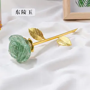 Wholesaler natural healing stones gravel tumbled stone carving rose flower carved resin chip crystal flower for home decoration