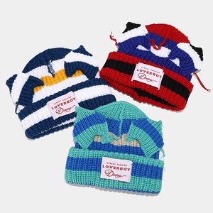 Cappello Invernale Stile Y2K Streetwear Loverboy, Berretto Jacquard Lavorato a Maglia con Applicazioni a Orecchie di Gatto, Design Patchwork Color-Block Little Devil - Product Image 1