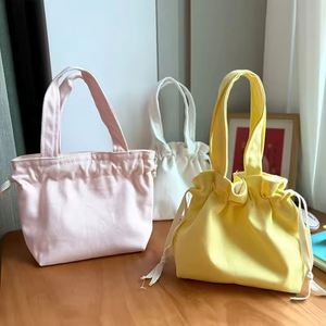 Custom Logo Portable Large Capacity Solid Color Zipper Closure Letter Pattern Long Handle <b>Medium</b> <b>Size</b> Canvas Tote <b>Bag</b> Wholesale - Product Image 4