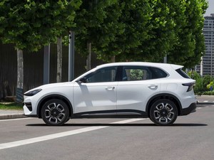 SAIC MG 4X 610 Freedom Edition 2026, SUV compact 100% électrique, blanc nacré, autonomie 610 km (CLTC) - Product Image 2