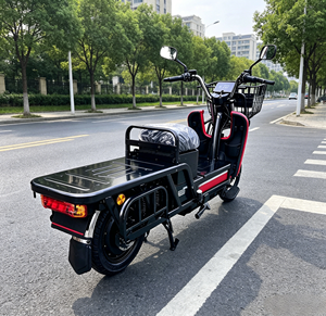 <span class=keywords><strong>Bicicleta</strong></span> Eléctrica de Servicio Pesado de 1500W 72V con Frenos de Disco Sin Escobillas, Alcance de 60km, Marco de Acero Resistente y Capacidad de Carga de 150KG para Trabajos de Reparto - Product Image 4