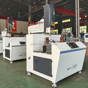 เครื่องเจาะกัดซีเอ็นซีแบบอัตโนมัติควบคุมด้วย PLC ขนาด 1200 มม. สำหรับงานผลิตหน้าต่างและประตู UPVC/PVC ทำจากอลูมิเนียมโปรไฟล์ - Product Image 5