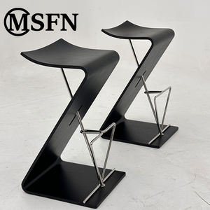 Chaise de <span class=keywords><strong>bar</strong></span> de maison de bureau contemporaine plaque incurvée en acier inoxydable en forme de <span class=keywords><strong>Z</strong></span> innovante moderne Studios haut de gamme personnalisés salon - Product Image 6