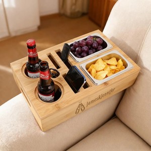 Maßgefertigtes Bambus-Sofatablett mit Gravur Personalisierte Aufbewahrung für Wohnzimmer & Badezimmer Multifunktionaler Snack- und <span class=keywords><strong>Bierhalter</strong></span> - Product Image 2