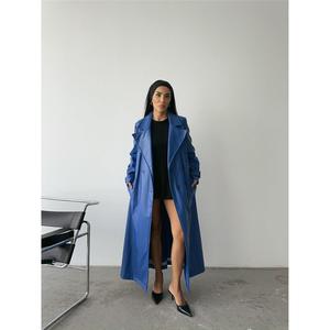 Manteau trench en cuir véritable bleu marine pour femme, long, à simple boutonnage, avec rembourrage en coton, imprimé, imperméable, pour la saison d'automne - Product Image 4
