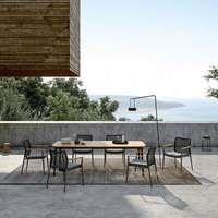 Ensemble de mobilier d'extérieur moderne et durable pour balcon, hôtel, salle à manger : table et chaises en aluminium, corde et teck