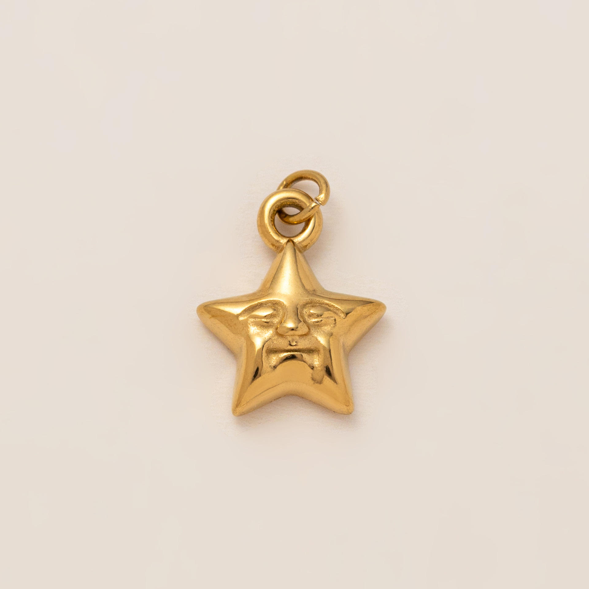 Pendentif visage étoile