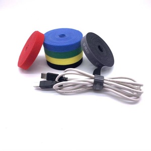 Attaches de câble auto-adhésives écologiques résistantes à la chaleur Bande de boucle à crochet dos à dos Solution durable - Product Image 2