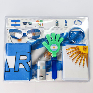 Kit <span class=keywords><strong>de</strong></span> Animación para Fanáticos del Fútbol Argentino 2026, Caja <span class=keywords><strong>de</strong></span> Regalo PET, <span class=keywords><strong>Bandera</strong></span>, Manos Aplaudiendo, Pintura Facial, Bufanda, Pulsera y Otros Accesorios <span class=keywords><strong>de</strong></span> Animación - Product Image 2