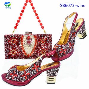 Borsa blu elegante tacco alto Set di <span class=keywords><strong>tacchi</strong></span> alti da donna di alta qualità con il portafoglio sandali con tacco popolare per il partito - Product Image 2