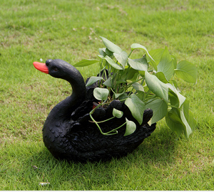 Scultura di Cigno Bianco e Nero in Resina Ornamento da Giardino Impermeabile Dipinto a Mano Decorazione per Vasi da Fiori da Esterno - Product Image 6