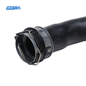 Tuyau de drainage d'origine en parfait état, fonctionnel, pièces d'occasion pour Porsche 992 992518762 - Product Image 4