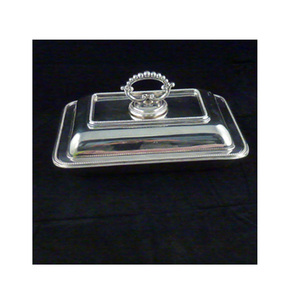 Plateau de service en métal personnalisé, de luxe et unisexe, avec couvercle supérieur en forme de dôme pour traiteur plaqué argent fabriqué en inde - Product Image 1