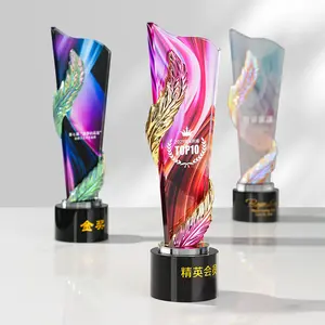 Trofeo de cristal de alta calidad al por mayor, nuevo diseño personalizado, trofeo de copa de premio de cristal