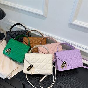 Sac à bandoulière pour femme en PU, style simple et tendance, couleur unie, fermeture éclair carrée, capacité jusqu'à 1L - Product Image 5