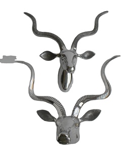 Cabeza de ciervo de aluminio inspirada en el Anime grande, figurita de montaje en pared, artesanía de Metal fundido a mano, Idea de regalo de Navidad - Product Image 1