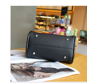 Bolso de Hombro Bellmont para Mujer, Elegante, Marca 5A, con Logotipo Metálico en Colores Populares, Diseño de Lujo, Estilo Personalizado, Venta al Por Mayor - Product Image 4