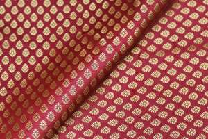 Tissu brocart poly floral abstrait écologique de qualité supérieure avec texture brillante pour robes ethniques et vêtements de créateurs pour filles - Product Image 3