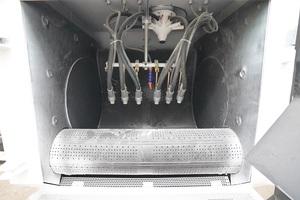 Machine de sablage automatique à bande transporteuse, cabine de sablage pour le nettoyage des cylindres - Product Image 6