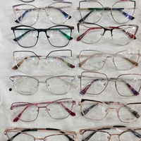 Nuevas Monturas Ópticas Metálicas de Diseño Moderno, Gafas de Lujo en Liquidación, Surtido Variado, Monturas Económicas de Ojo de Gato para Mujer