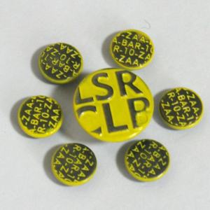 Nuovi Bottoni e Rivetti Personalizzati in Denim con Logo Dipinto - Product Image 6