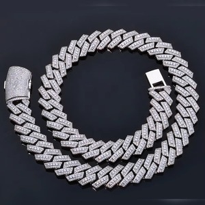 Cadena Cubana Pesada de Moissanita VVS1 que Pasa la Prueba del Diamante, Certificada, Oro Vermeil de 18K, Plata 925, Joyería Hip Hop de Miami - Product Image 1