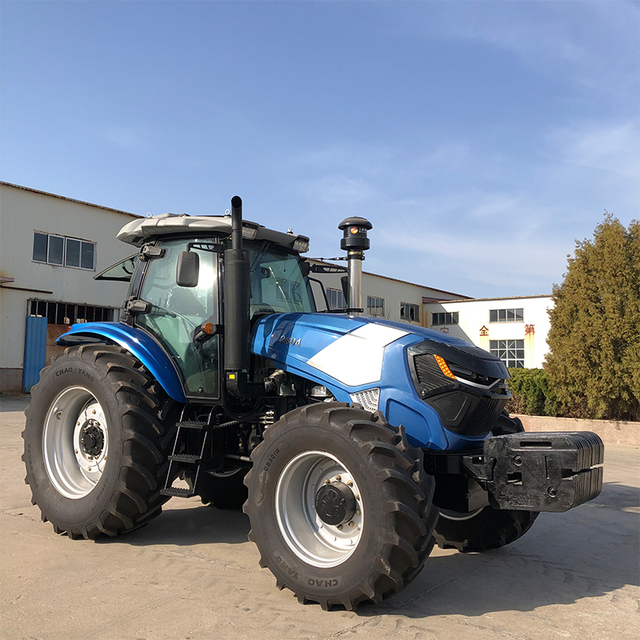 200hp 220hp 240hp 260hp 4wd Farm Tractor Sdjw 2604 Wheeled Tractor With Double Rear Tires