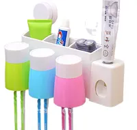 Пластиковый настенный держатель для зубных щеток с 3 стаканами и дозатором для зубной пасты