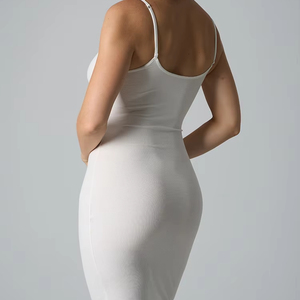 Trendy Modal Rib-Knit Spaghetti-Strap High-Stretch Slim-Fit Slimming Bodycon Plus-Size Lounge Dress pour les femmes - Product Image 4