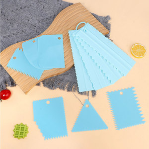 Ensemble de grattoirs à pâte en plastique, 3 pièces, grattoirs à beurre à motifs, outils de pâtisserie - Product Image 2