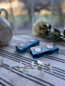 เชิงเทียนเรซิ่นและไม้ งานแฮนด์เมดระดับพรีเมียม ทำจากไม้เนื้อแข็ง ผสมเรซิ่น ดีไซน์หรูหรา ทนทาน เหมาะสำหรับการให้แสงสว่างในบรรยากาศ - Product Image 4