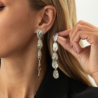 Boucles d'oreilles pendantes longues rondes en métal irrégulier tendance pour femmes, boucles d'oreilles vintage à pampilles pour soirée, accessoires de mode, bijoux cadeau