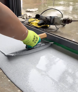 Pintura Epóxica Autonivelante para Pisos con Arena de Color y Absorción de Impactos, con Microgránulos Antideslizantes, Resina Epóxica Segura para Personas Mayores - Product Image 4