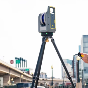 Escáner 3D Trimble X9 de Alto Rendimiento con Rango de Escaneo de 6 a 80 m para Gestión de Datos de Activos y Transporte - Product Image 1