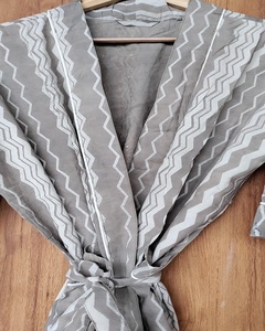 Robe Kimono en Coton Très Demandée, Imprimé Floral Fait Main, Respirante, Manches Longues, Vêtement de Nuit et Cache-Maillot de Plage de Luxe – Vente en Gros - Product Image 5