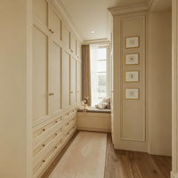 Système de dressing de luxe moderne pour chambre à coucher, armoire intégrée personnalisée avec bureau, meuble de rangement modulaire blanc pour chambre à coucher, armoire sur mesure