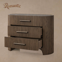 Chevet moderne de luxe de style américain rustique avec rangement, grand chevet de chambre d'hôtel en chêne et marbre